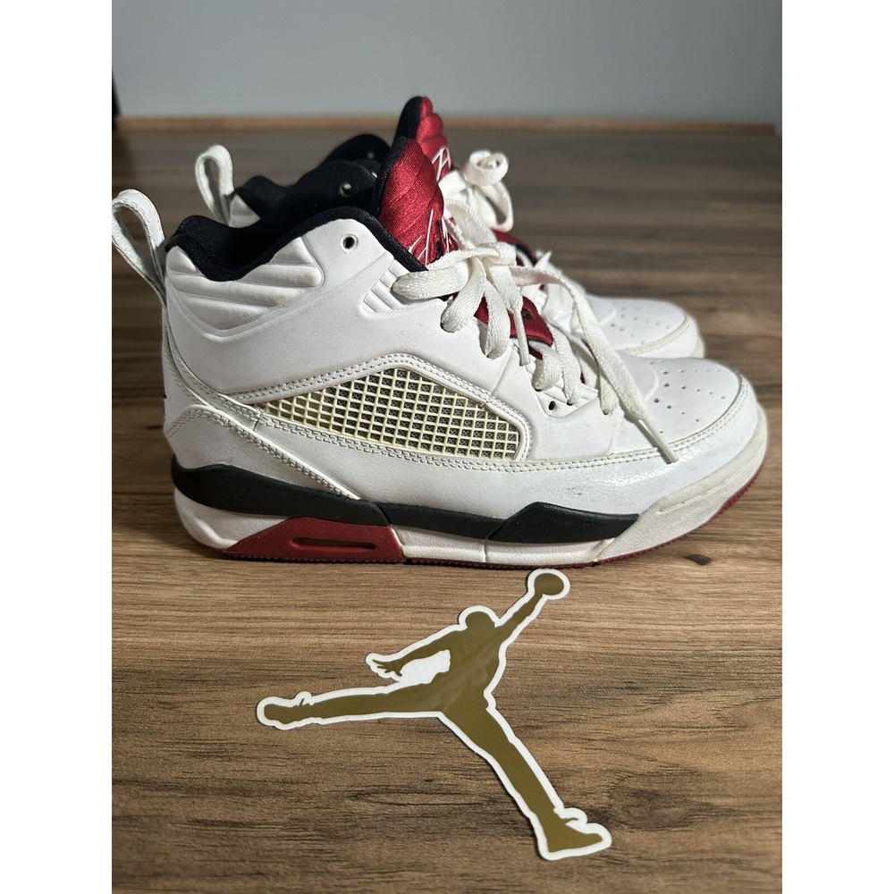 Jordan Flight 9 Youth Size 5.5Y Sneakers White/ Red‎  654975-101